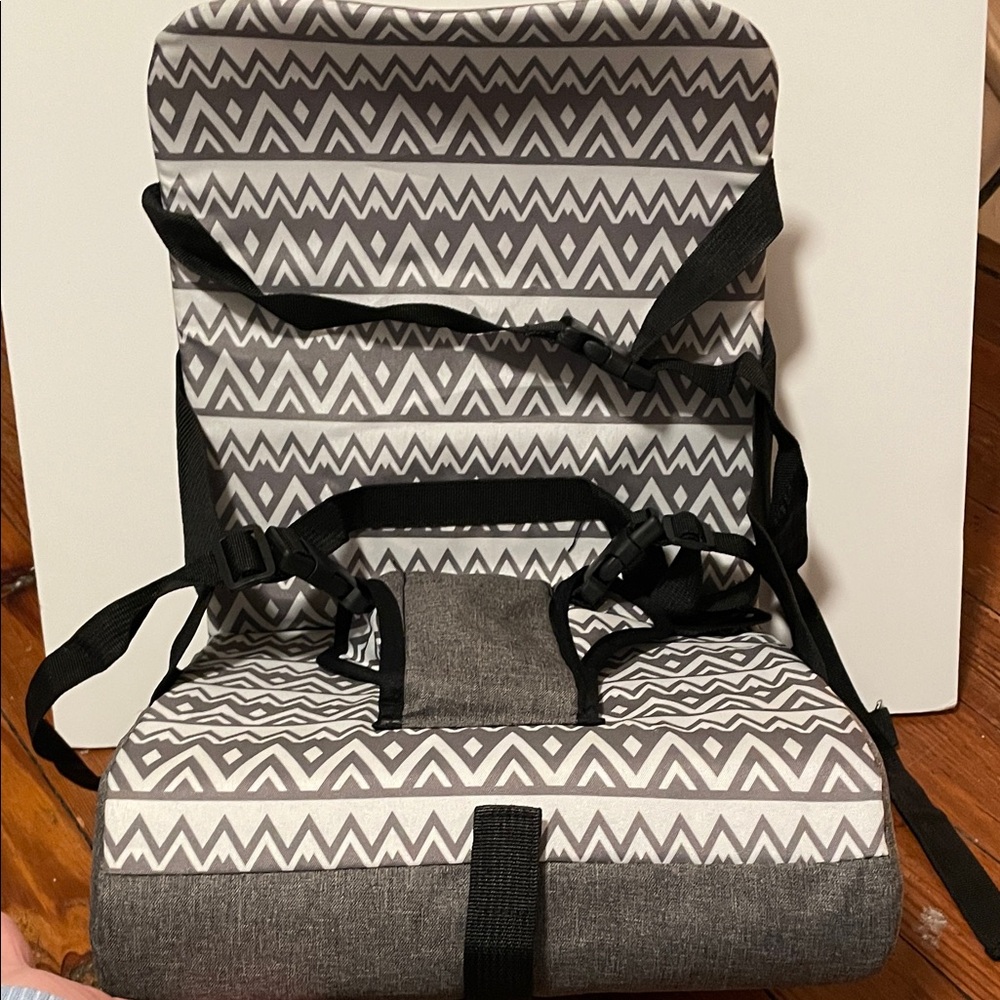 Dreambaby Grab N Go Travel Booster Seat Portable High Chair with Storage & Strap